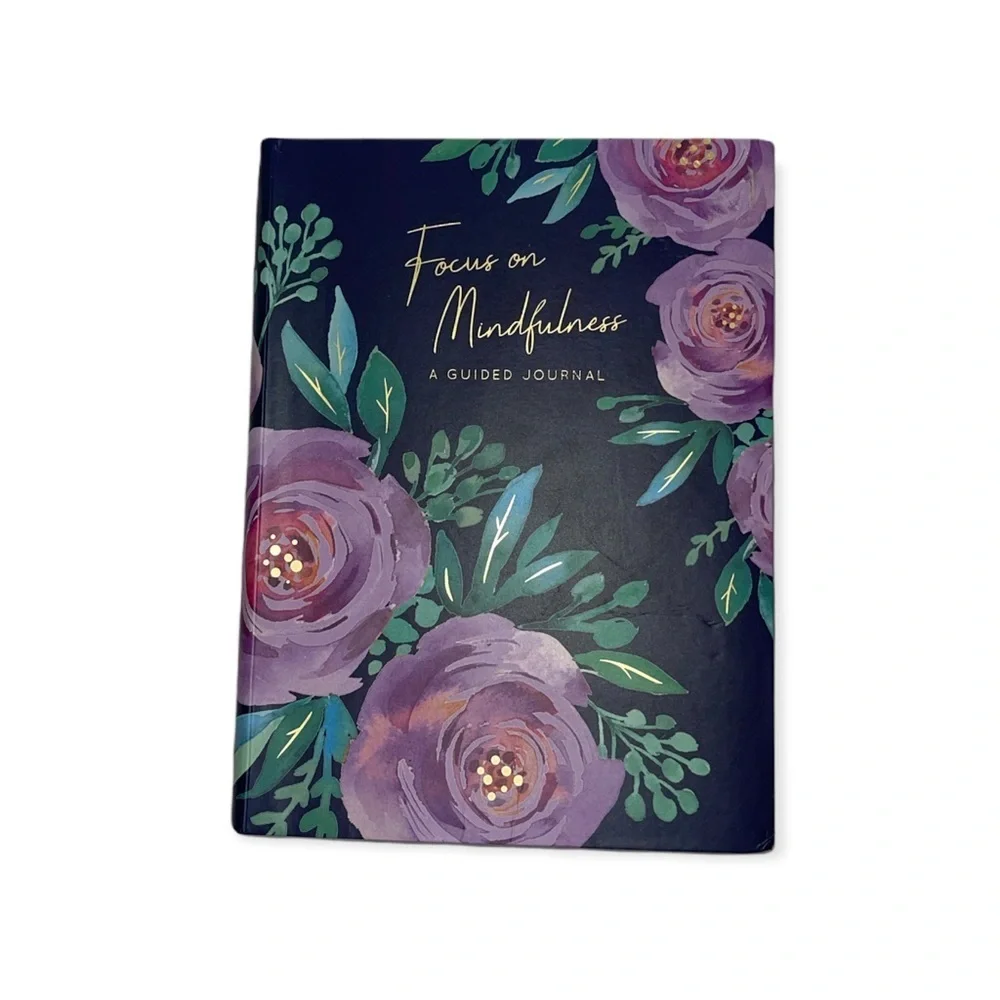KATE WINDGATE DESIGNS Focus on Mindfulness A Guided Journal with 368 Pages NWT